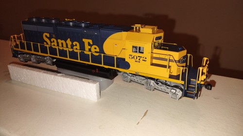 Kato 6616 emd - #37-6616, sd40-2