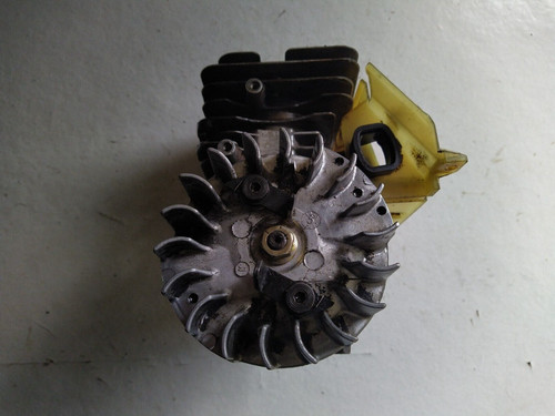 Moteur pour tronconneuse - ,