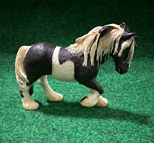 Schleich black white horse - white,