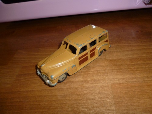 Dinky toys 344 plymouth break - toys,