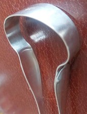 ERCUIS Pince néo gothique à