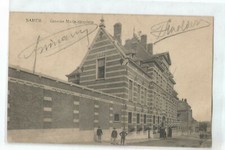 BELGIQUE , NAMUR , CASERNE