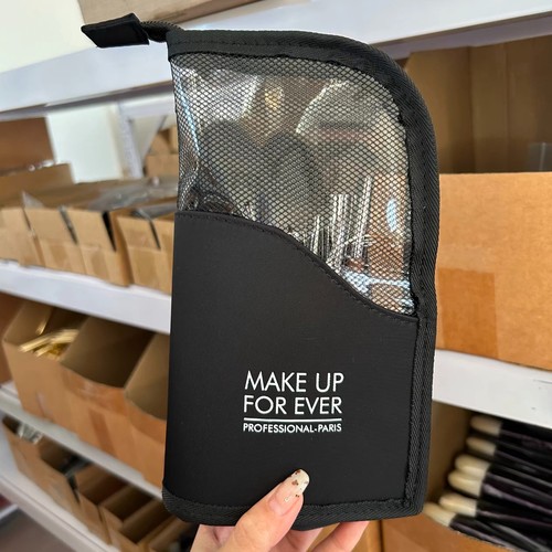Make for ever - up, brush