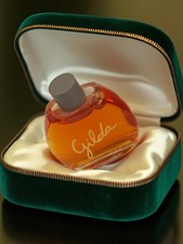 Vintage Miniature Perfume Antique Bottle Retro Collection Decor Used Item »