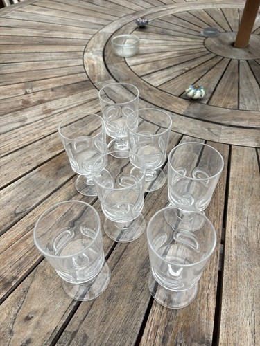 Anciens verres vin - anciens, à