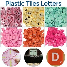 100pcs Plastique Lettre Tuiles Carré Alphabet Artisanat Jeu DIY Cadre Décor