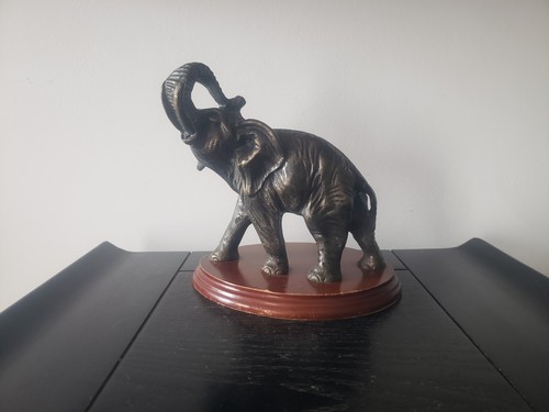 Sculpture animalière - animalière, en