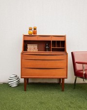 Honoré, le secrétaire