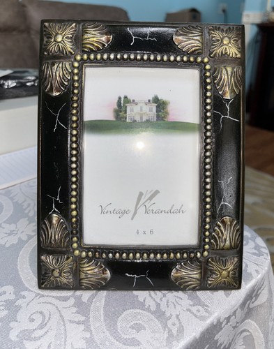 Vintage verandah home 4x6 - ,