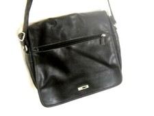 GUESS by Marciano Black  Leather Cross Body Messenger Bag Sac Zippered Flap EUC