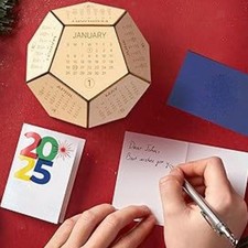 Calendrier cube dodécaèdre