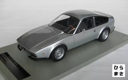 Miniature car alfa romeo - 1/18,