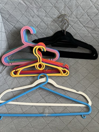 Lot cintres classiques - lot,