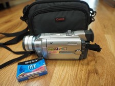 Canon Optura 10 Mini DV Camcorder 320x Digital Zoom 16x Optical Zoom Works