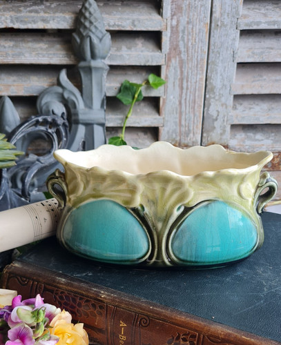 Ancienne petite jardiniere - ancienne,