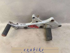 platine repose-pieds droite