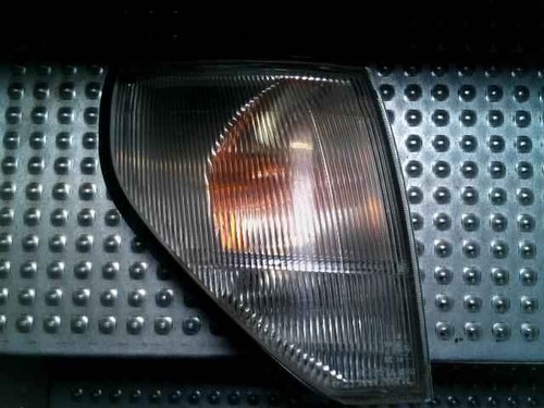 Clignotant avant droit toyota - clignotant,