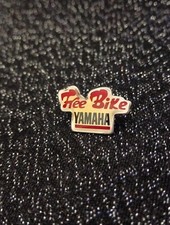 Pin's pins pin enamel 6 stores trade motorcycle parts accessories "Yamaha"