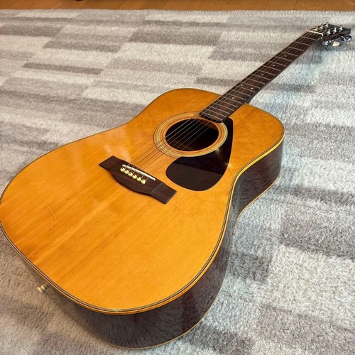 Guitare acoustique vintage