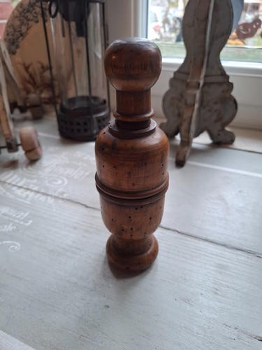 Bouchonneuse ancien bois - ancien, en
