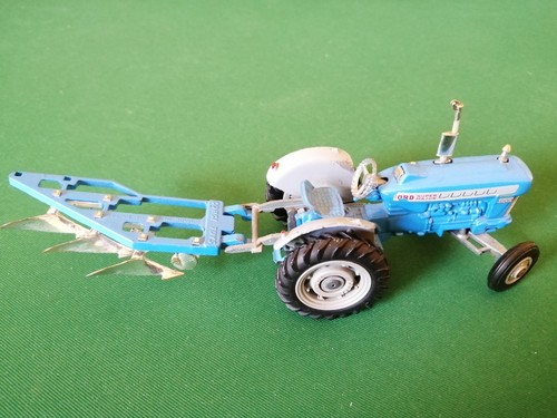 Corgi toys tracteur - toys,