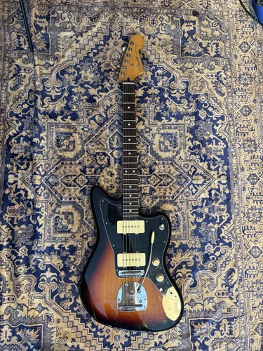 Fender jazzmaster player - player, ii