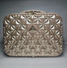 TRIFORCE Elite Performance hard case Travel Beauty Makeup Bag Platinum Gold