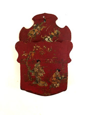 ANCIEN PORTE-BROSSES MURAL EN