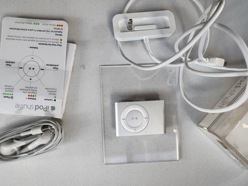 Ipod shuffle - ipod,