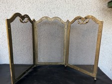 Pare-feu ancien en laiton