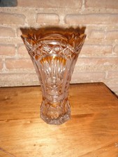 Grand vase en cristal taillé