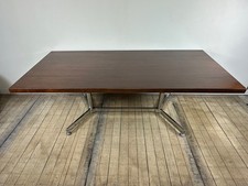 Table de style Knoll en métal