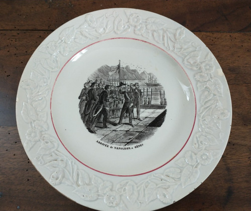 Jolie assiette faïence