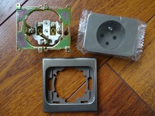 LEGRAND DIPLOMAT 1  prise de