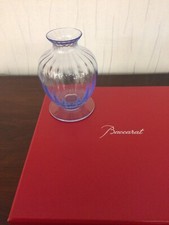 Vase amphore bleu ciel modèle aquarelle cristal de Baccarat