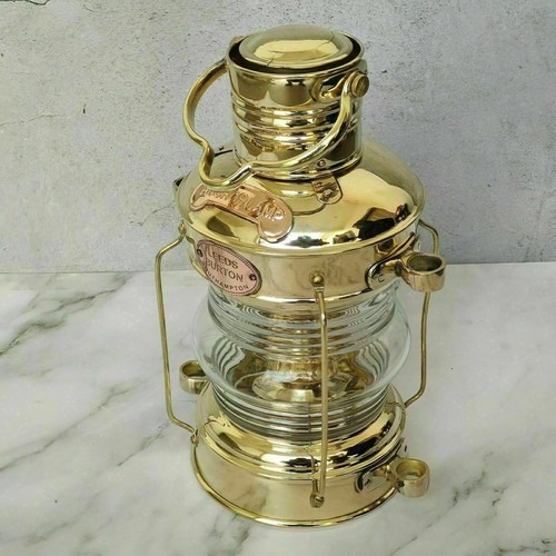 Lampe lanterne huile - lanterne,