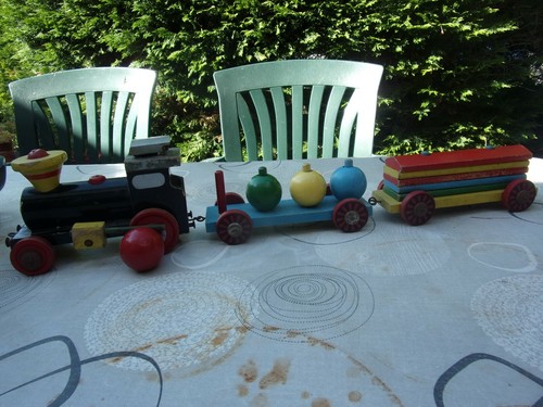 Jouets trains wagons bois - wagons, an