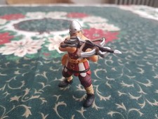 Figurines arbalète PAPO -