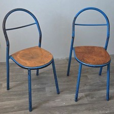 PAIRE DE CHAISES MODERNISTES