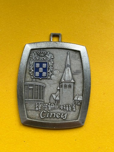 10581 jolie médaille belge - jolie,