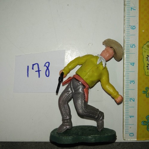 Ancienne figurine plastique - ancienne,