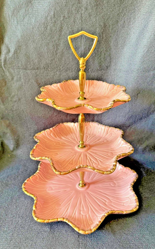 Vintage usa pottery - (calif),