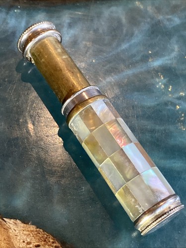 Ancien vaporisateur poche - de,
