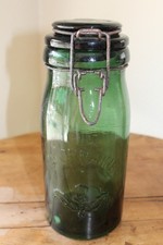 ancien bocal LA LORRAINE vert