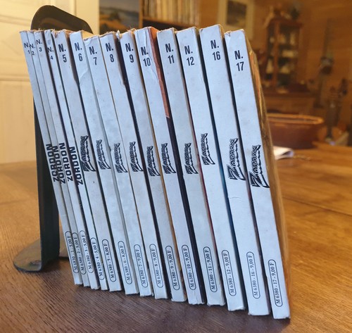 Lot numéro bd - de,