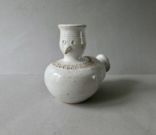 vase zoomorphe oiseau signé