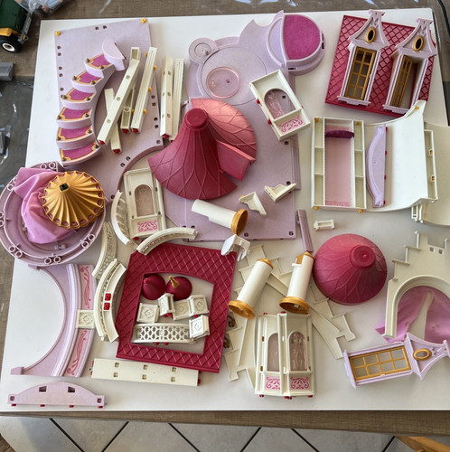 Playmobil lot pieces - playmobil,
