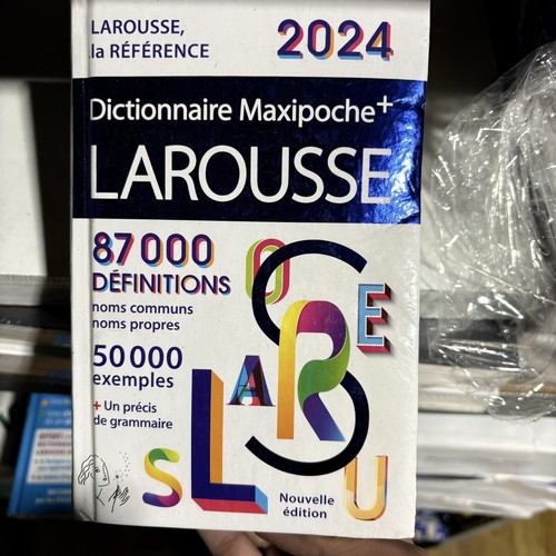 Dictionnaire larousse - dictionnaire,