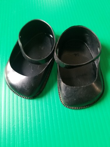Poupée chaussures noires - chaussures,