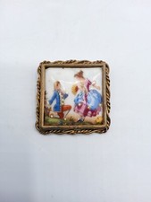 Broche carrée laiton torsadé